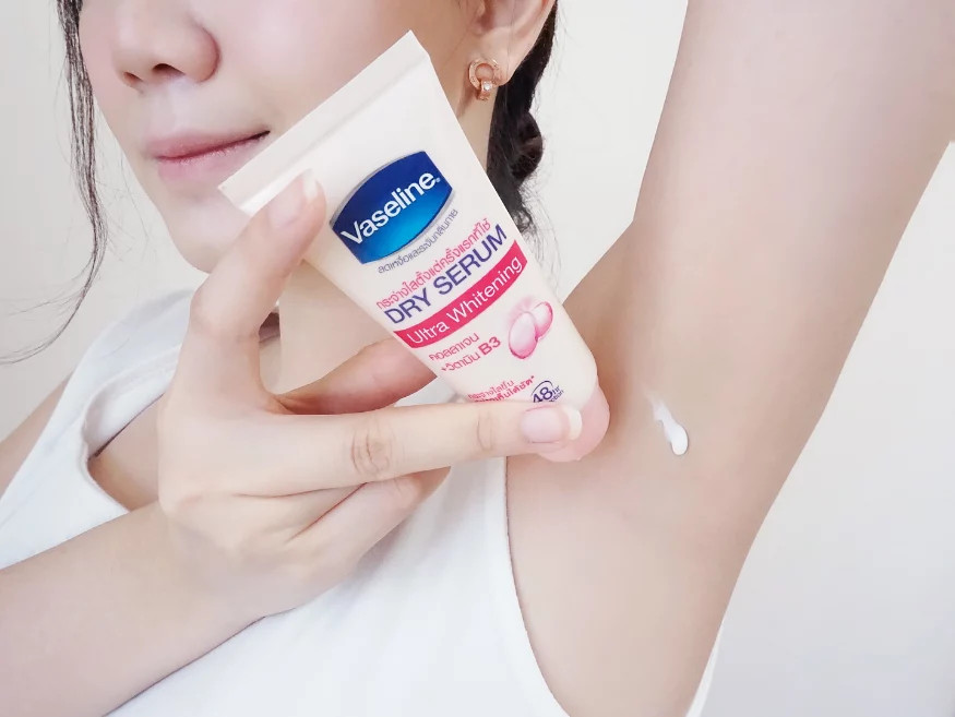 Kem Vaseline Dưỡng Trắng Trị Thâm Vùng Nách TháiLan Chăm Sóc Mặt-1